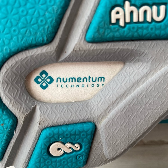 Ahnu Womens Yoga Sport/Flex Cross Trainer Sneakers - Picture 8 of 9